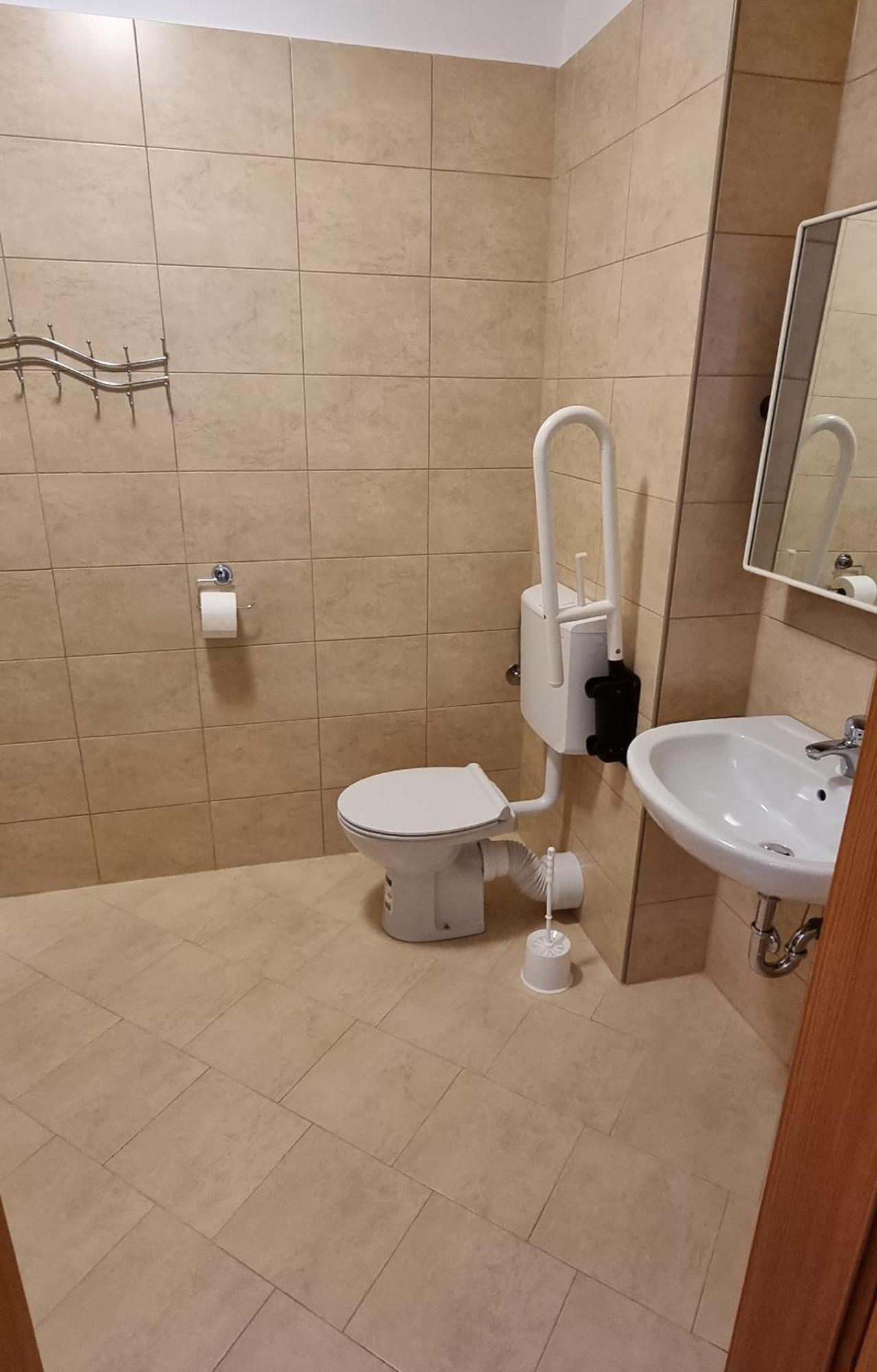 Apartmani Sunce I More Premantura Ngoại thất bức ảnh