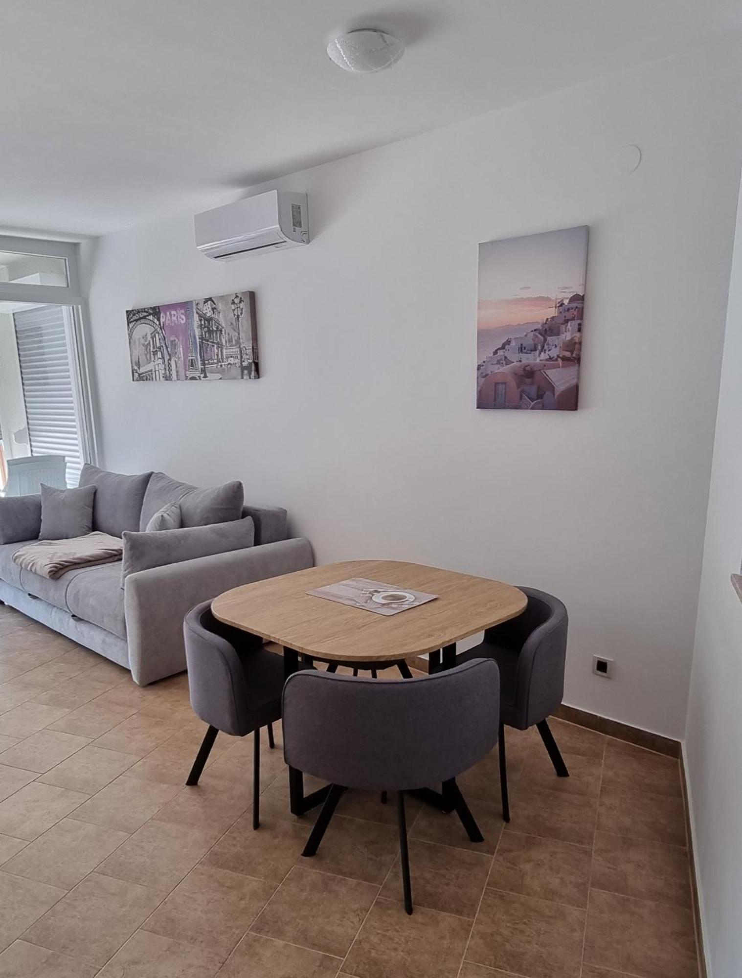 Apartmani Sunce I More Premantura Ngoại thất bức ảnh